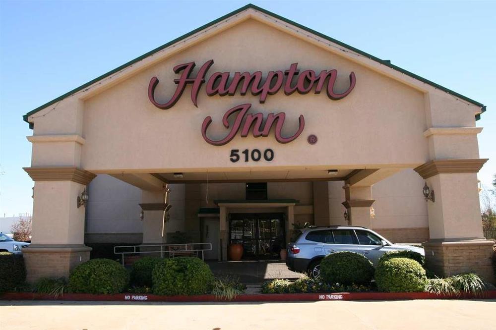 Hampton Inn Marshall Exterior photo