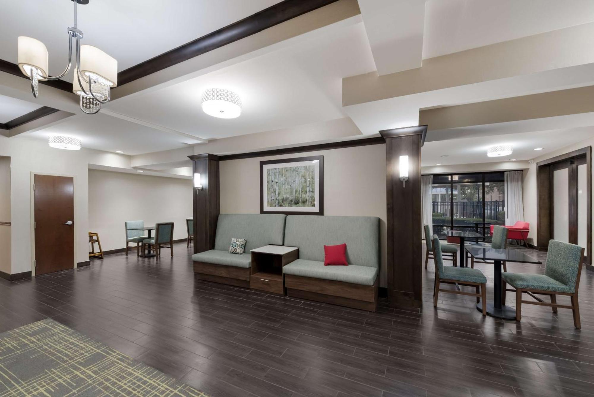Hampton Inn Marshall Exterior photo