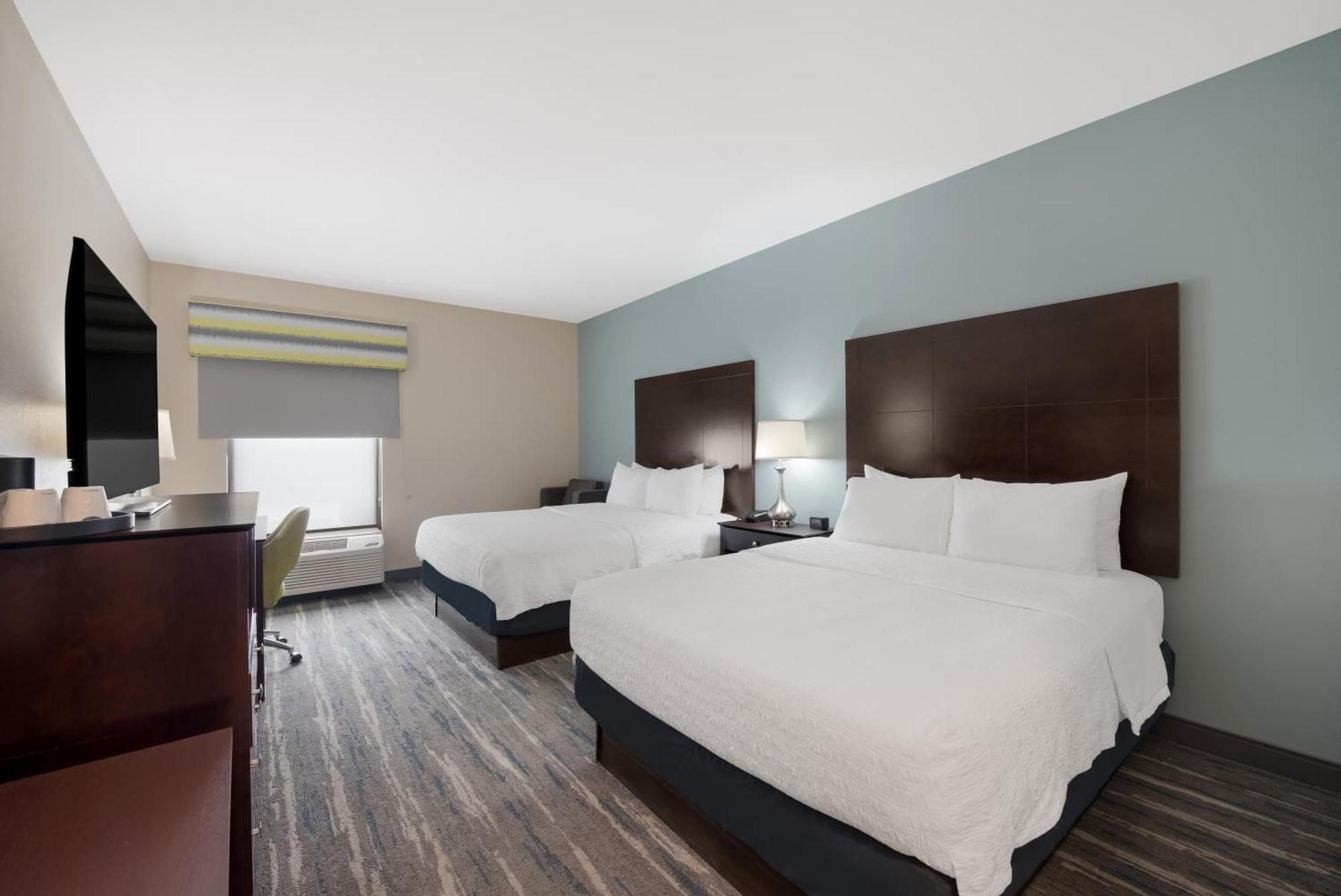 Hampton Inn Marshall Exterior photo