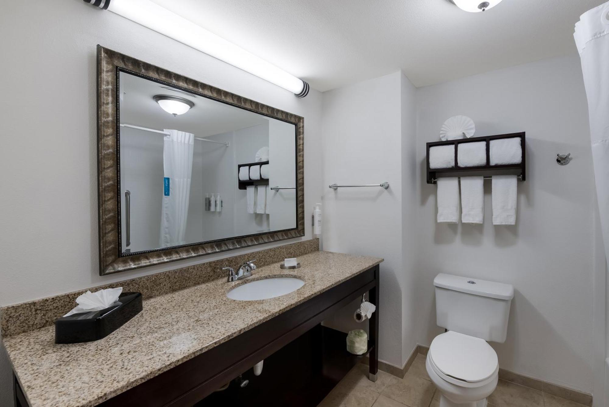 Hampton Inn Marshall Exterior photo