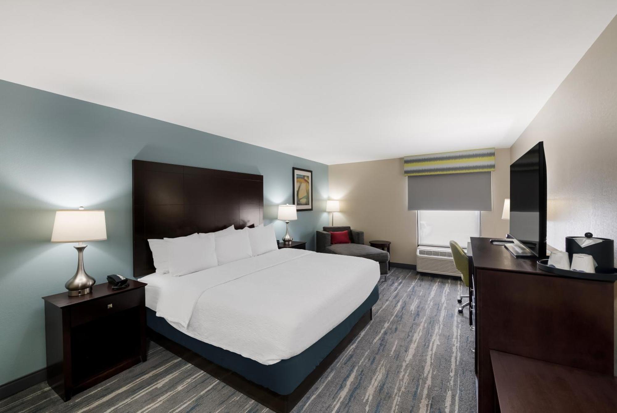 Hampton Inn Marshall Exterior photo