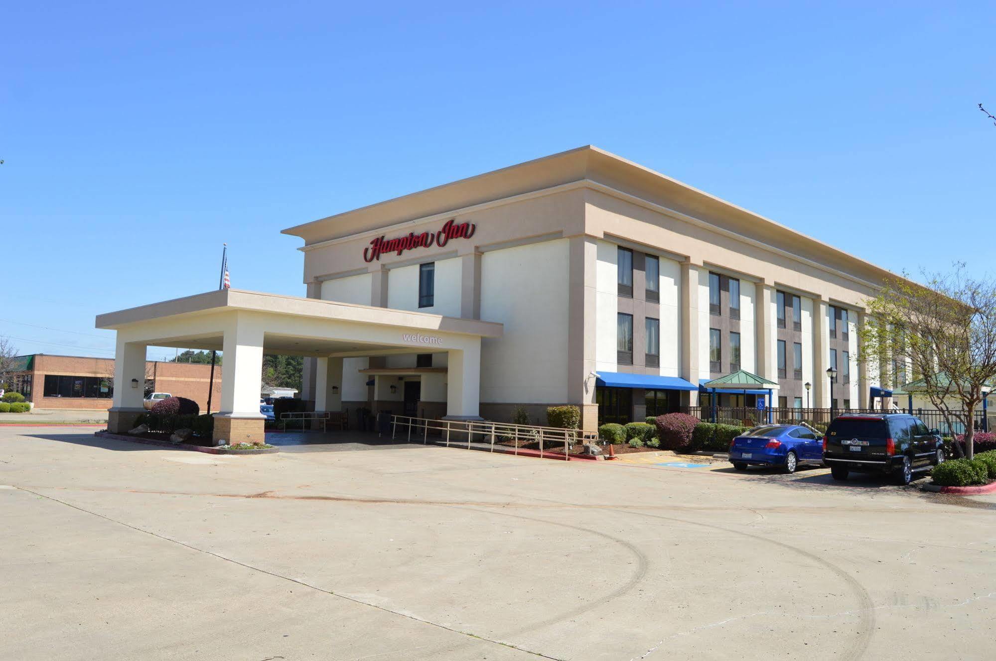 Hampton Inn Marshall Exterior photo